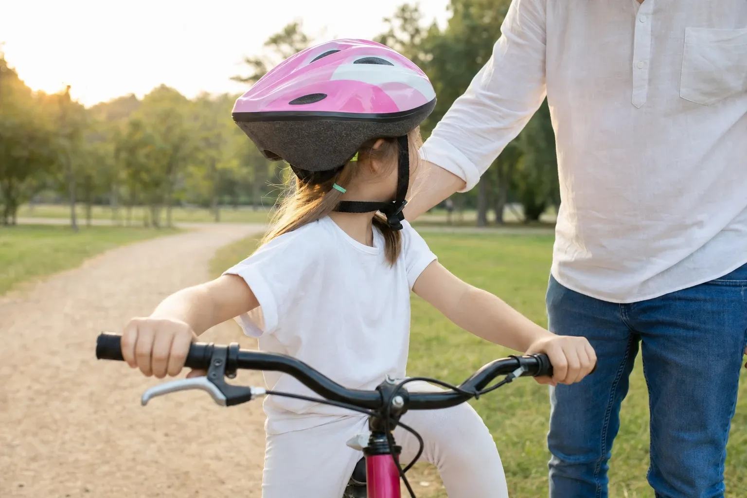 Segurança no ciclismo infantil: o que priorizar de verdade antes de comprar acessórios